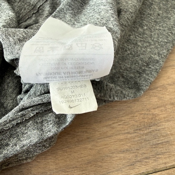 Nike Women's Charcoal Heather Tee - Picture 3 of 3